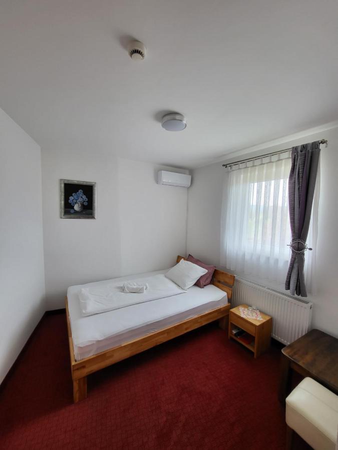 Nihad B&B Visoko Exterior photo
