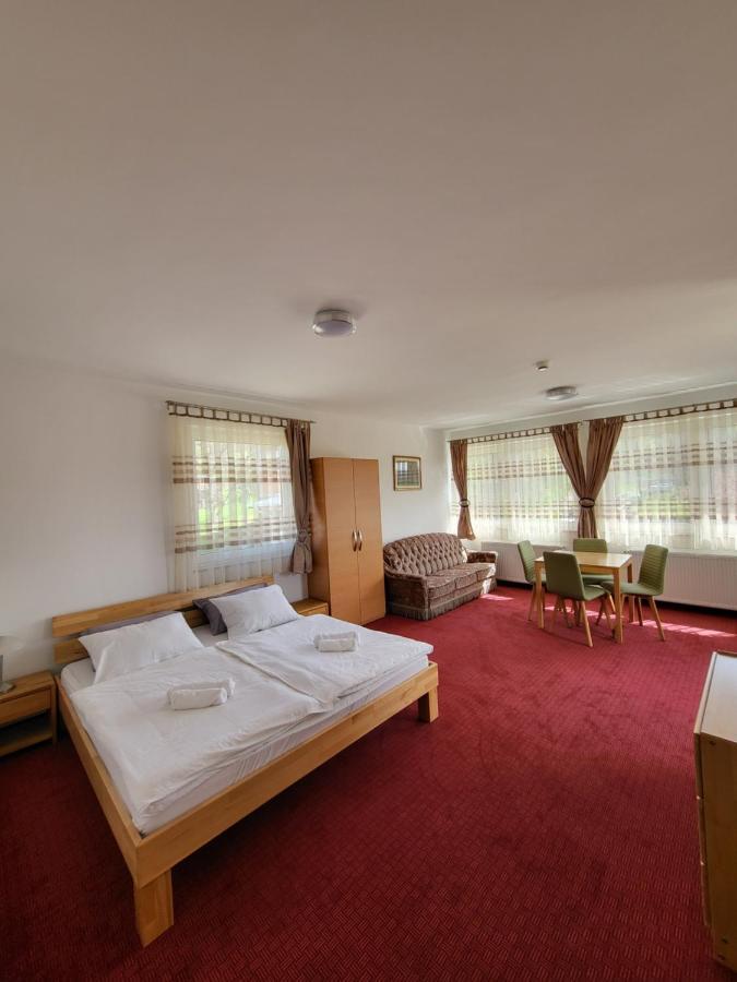 Nihad B&B Visoko Exterior photo